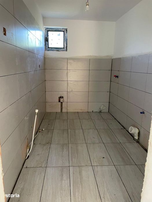 Casa parter,Margineni-Caniparie,teren 400 mp