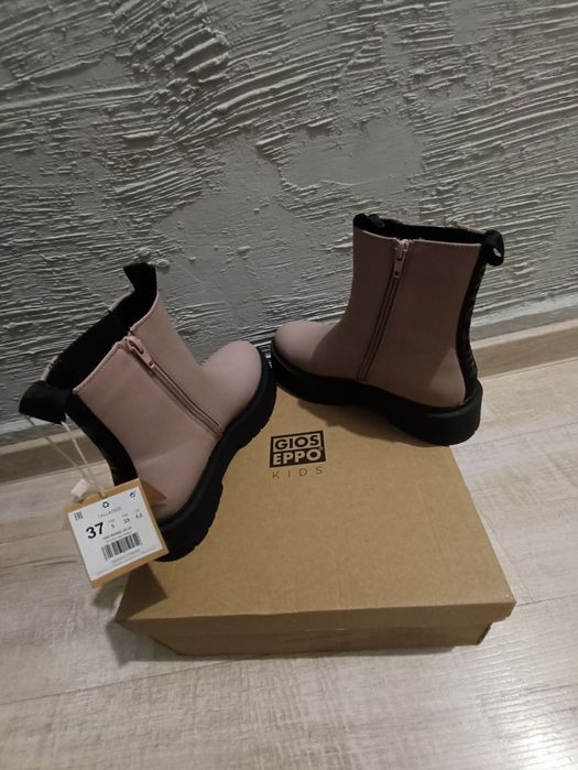 Боти бледо/розови 37