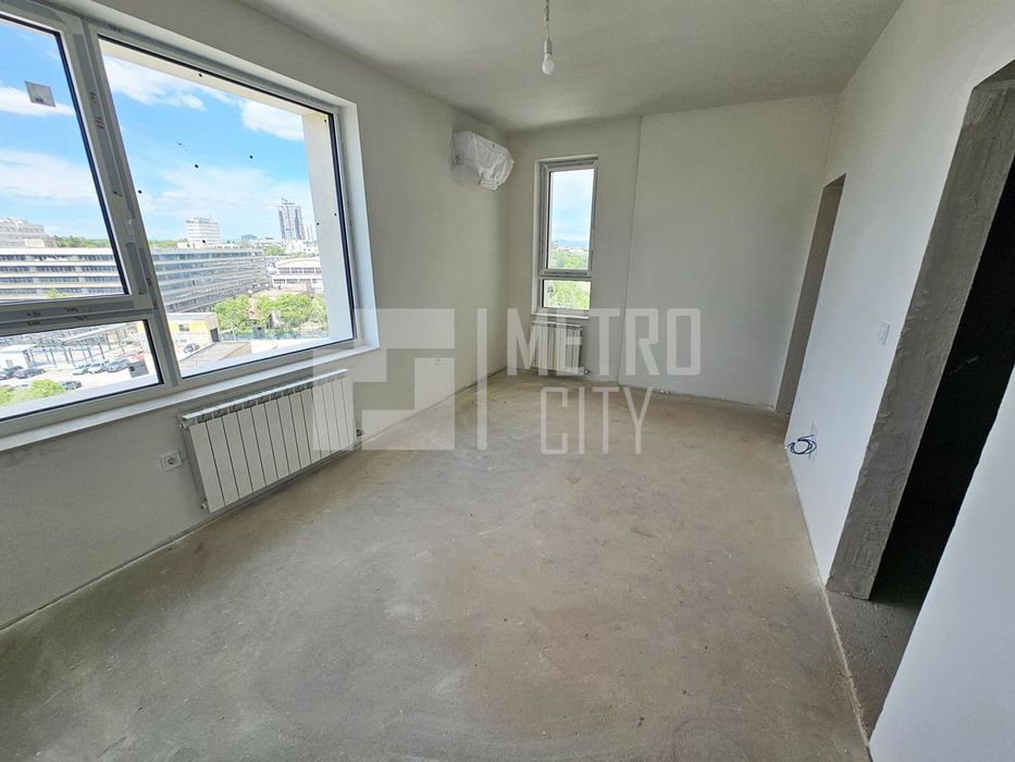 Продава се Тристаен апартамент в София, Хладилника - 128 кв.м за 3084 €/кв.м - Снимка #9