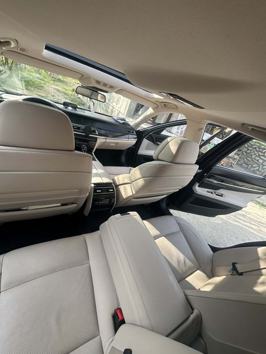 Vand bmw seria 7 730d