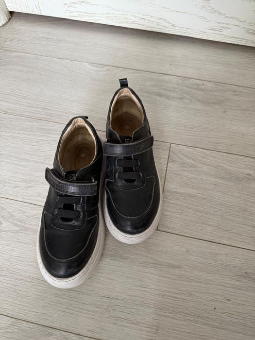 Обувь натуральная школьная