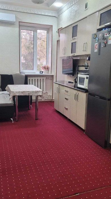 3/2/4 ТЦ Next, Magic City, Яккасарайский р-н