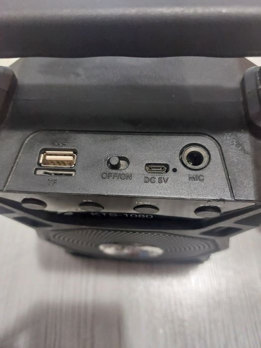 Vând doua boxe Bluetooth