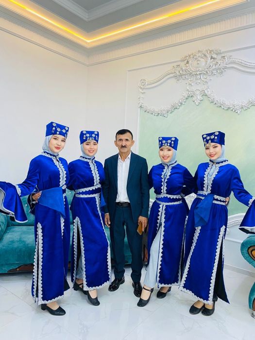 Танцевальный костюмы