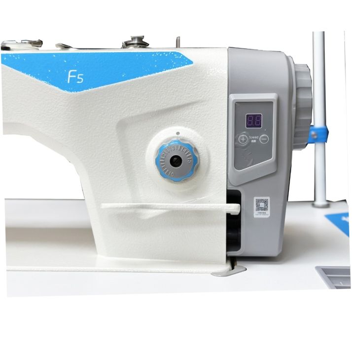 Продам швейную машинку