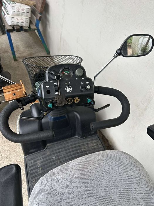 Инвалиден скутер