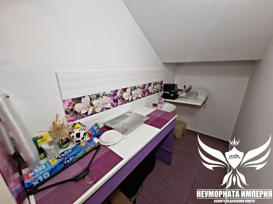 Продава се Тристаен апартамент в Асеновград - 128 кв.м за 852 €/кв.м - Снимка #12