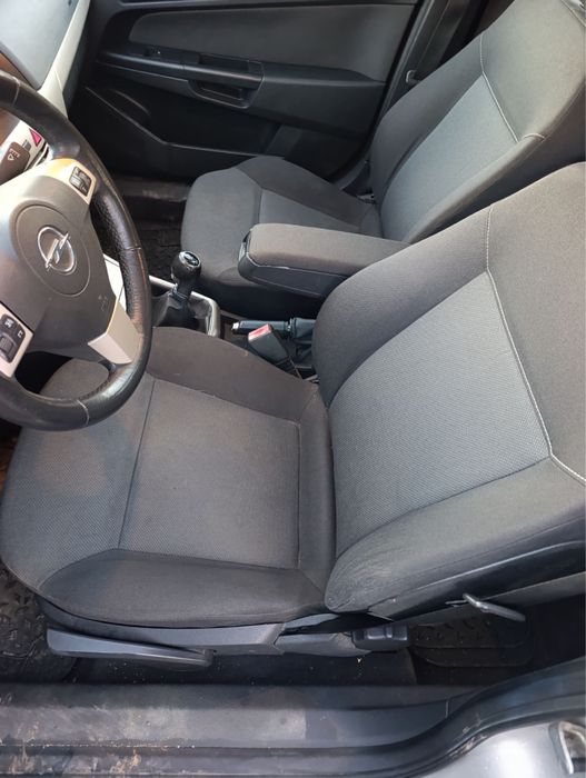 Opel Astra 1.4i 90к.с