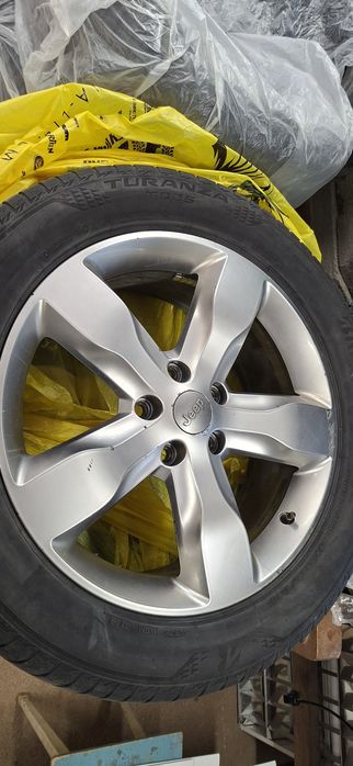 Комплект оригинални джанти Jeep 20" с летни и зимни гуми на