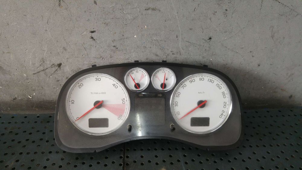 Ceasuri bord diesel peugeot 307 281174477 p9661323180e01 9661323180