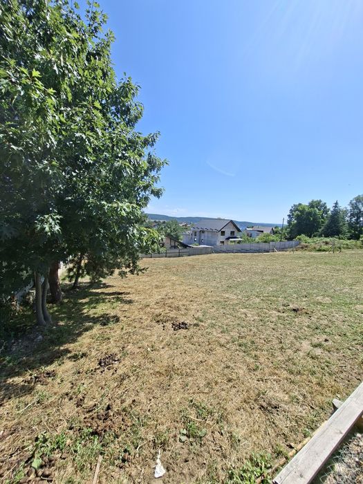 Teren 1040 mp intravilan Bascov