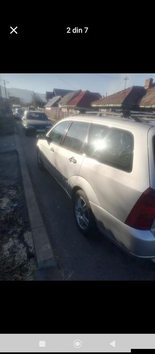 Vând sau scaimb Ford focus