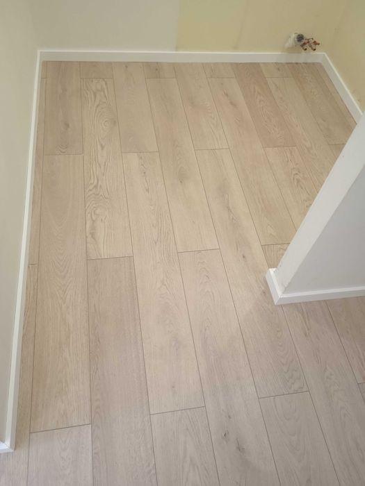 Укладка ламината.Монтаж ламината