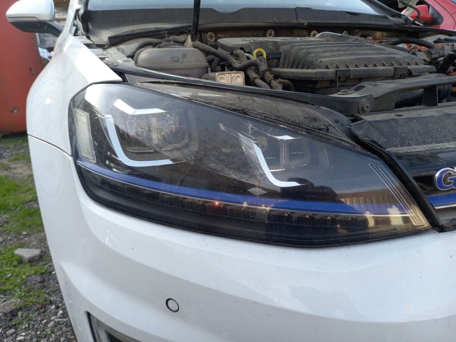 Dezmembrari golf 7 gte 1.4 tsi automat piese golf 7 gte  volan faruri aripi capota hayon interior plafon negru  roti jante cauciucuri  etrieri cutie