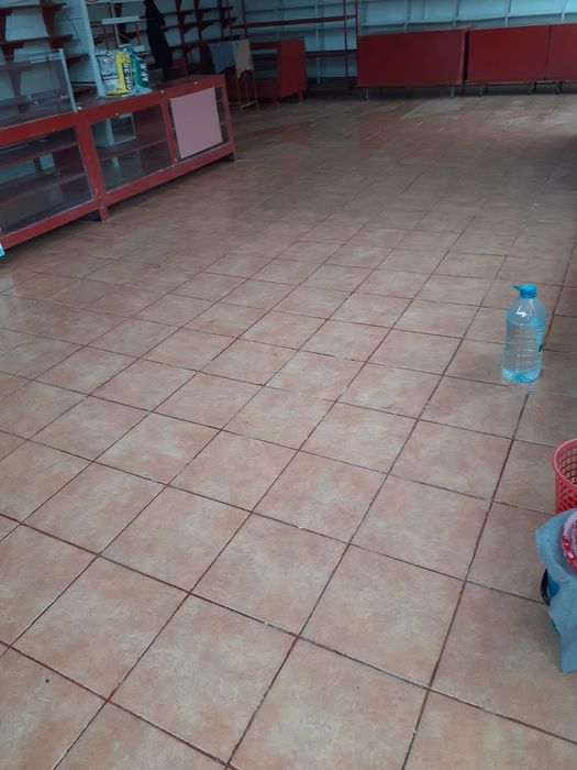 Închiriez spațiu comercial