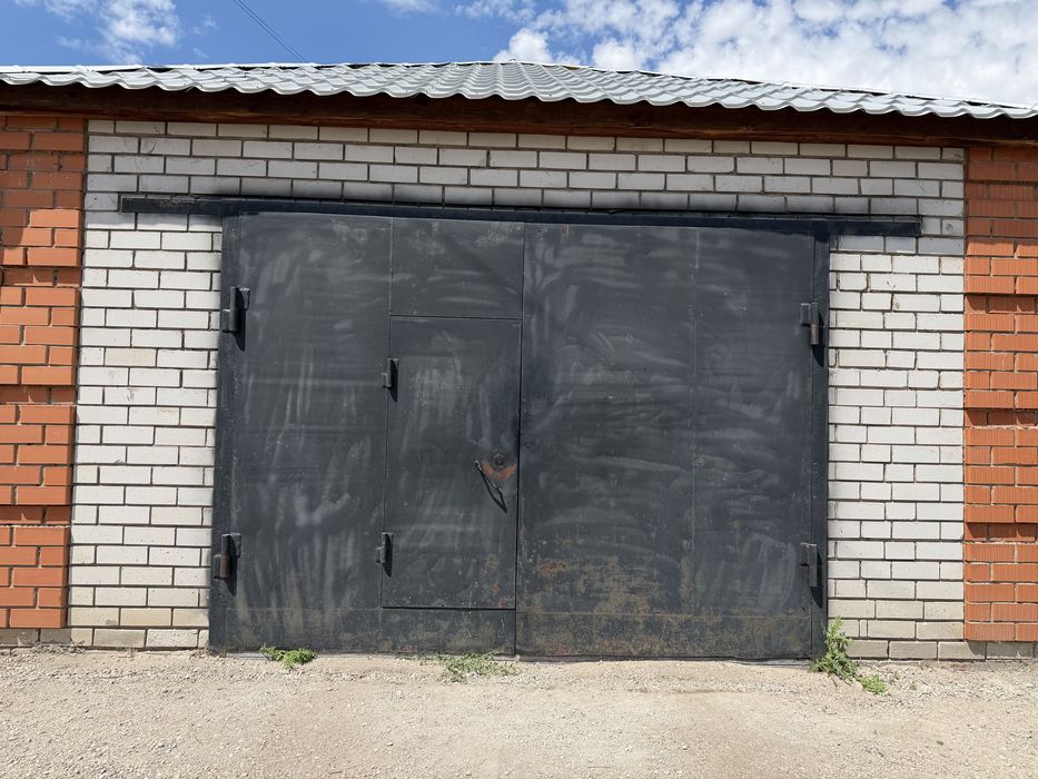 Продам гаражные ворота