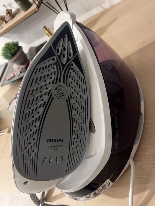 Stație de călcat cu abur Philips PerfectCare Compact Plus GC7933/30