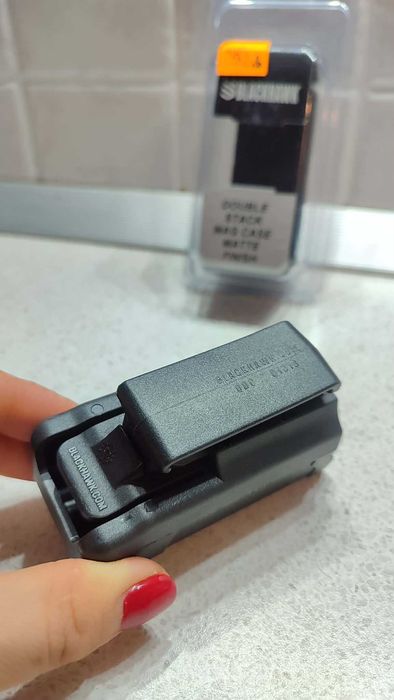 Тактическият кобур Blackhawk Sig Sauer  и Кобур пълнител 9mm BlackHawk