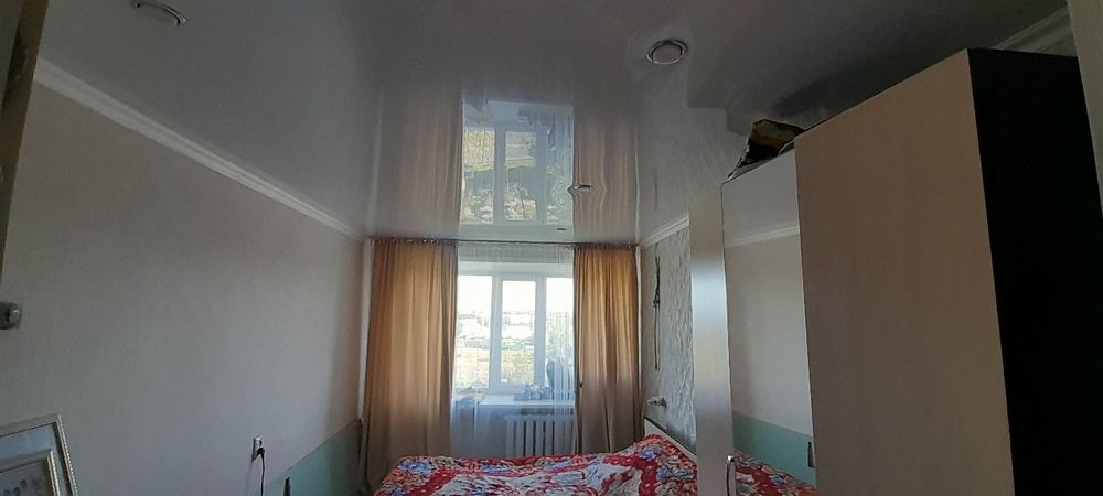 Продам 4 комнатную квартиру