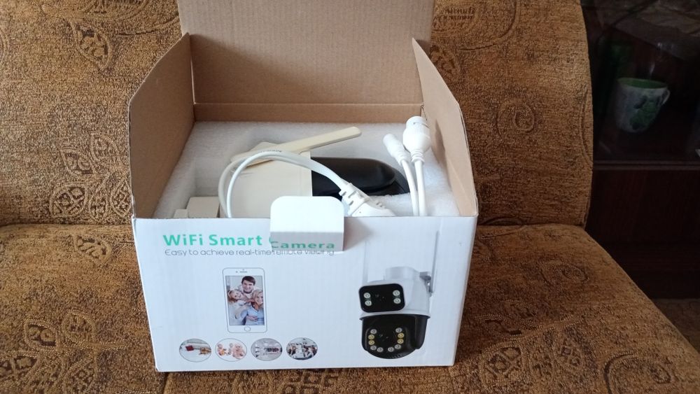 Видеокамера с 2-ра камера - UHD