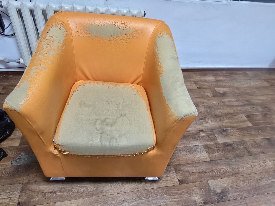 Диван и 2 кресла