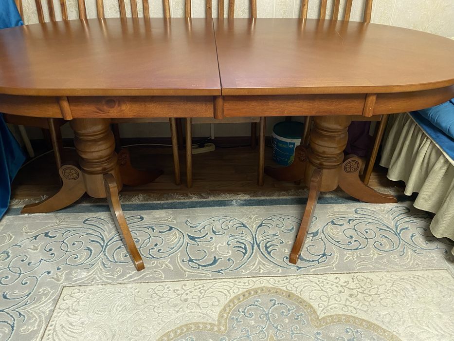 Продам стол Малайзия