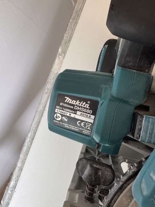 Circular makita 18 v