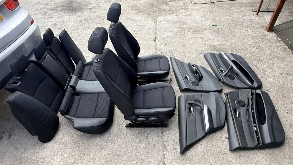BMW E91 кожен салон