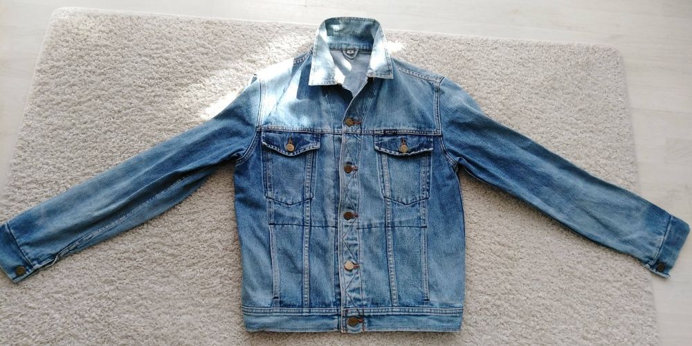 vand HAINA blugi sport mărime M,noua,produs calitate,import.