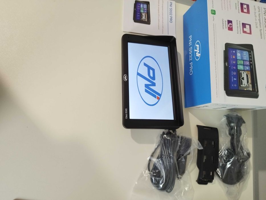 GPS PNI S932 PRO ecran 7 inch+camera marsarier- cu android 13