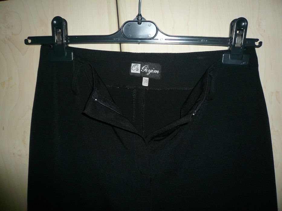 Pantaloni  negri, stil clasic, subtiri, mar.38