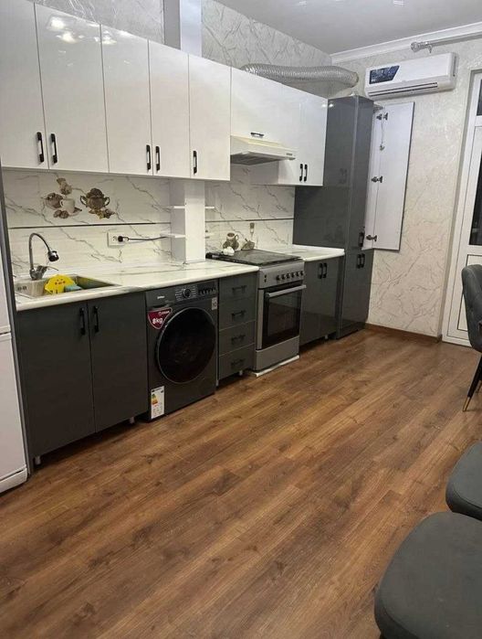 Kvartira student qizlarga sheriklikka