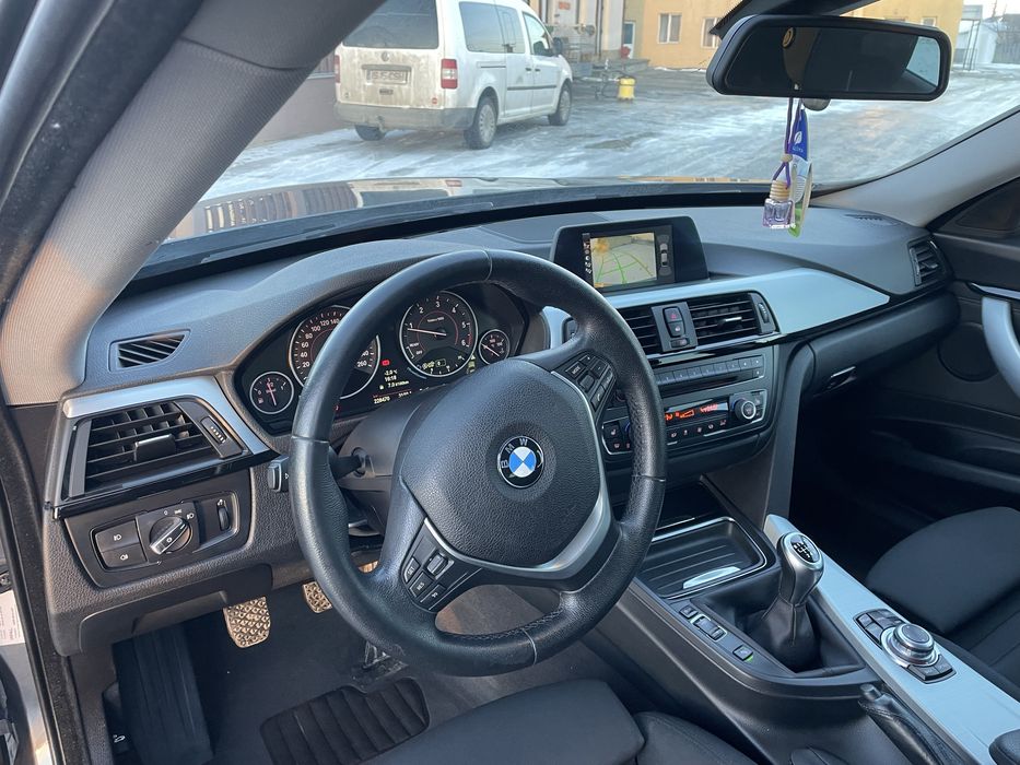 BMW Seria 3 GT/325b/An 2014