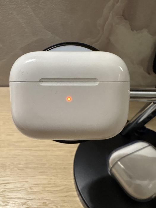 Air Pods Pro 1st generation.