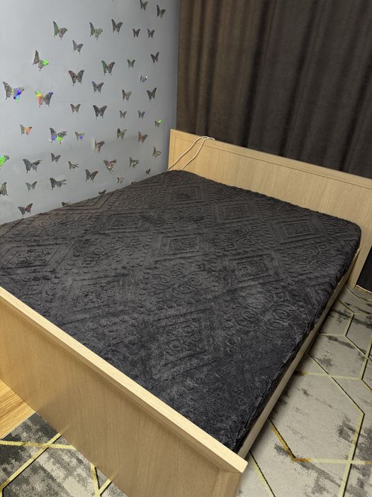 Кровать 160*200 с матрасом