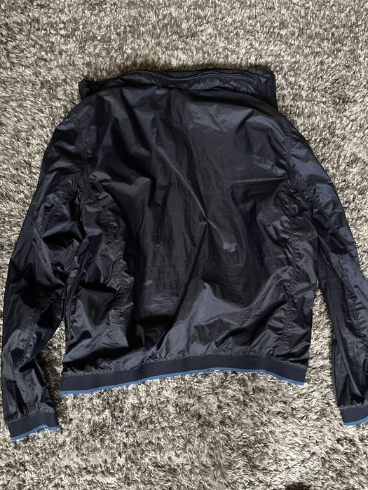 Armani , яке за дъжд