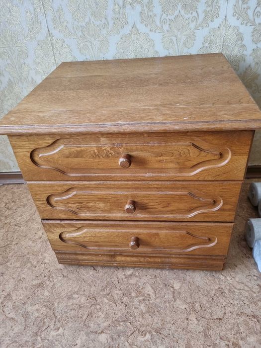 Кровать с тумбочками