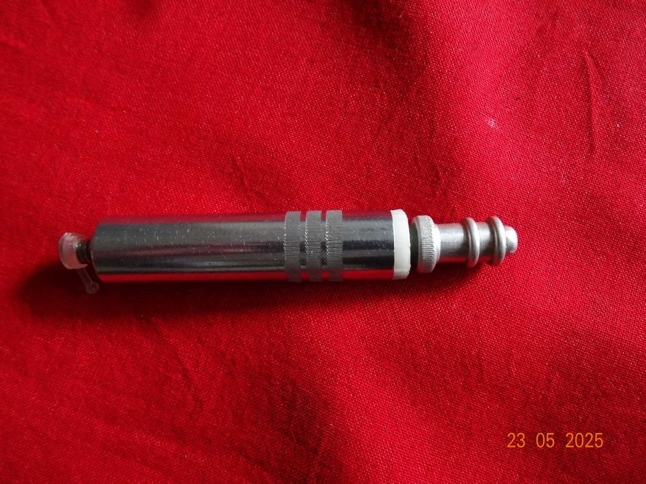 Seringa militara in dotarea soldatilor din anul 1960