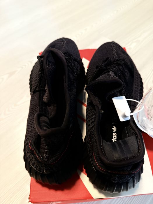 Чисто нови Yeezy 350 v2 REFLECTIVE