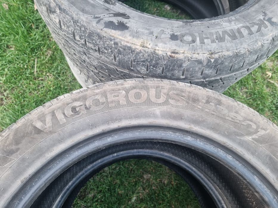 Продам шины летние 235/55R18