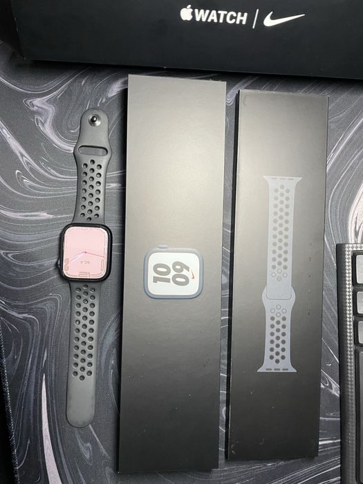 Apple Watch 7 Nike 45mm GPS 32gb