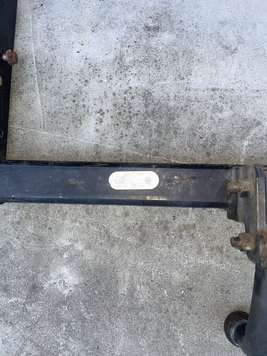 Vand praguri inox si carlig de remorcare pt transporter T5
