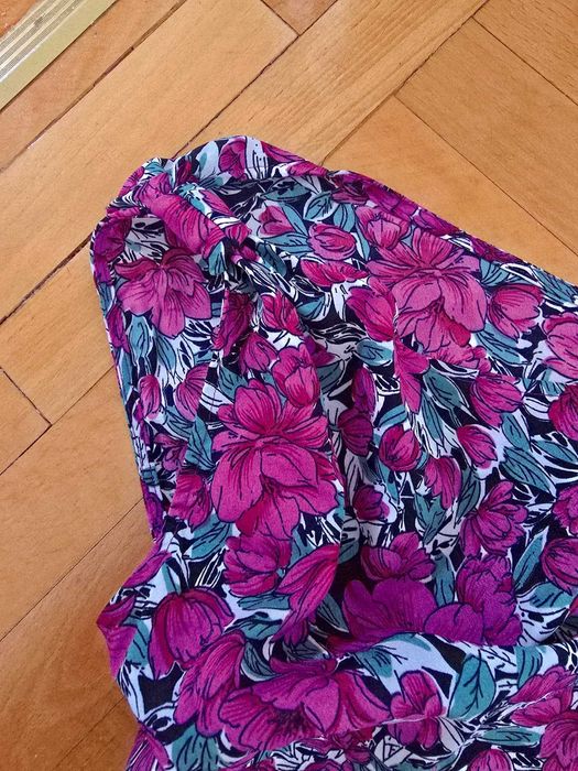 Rochie de vara cu un umar gol, lungime medie, marime S-M