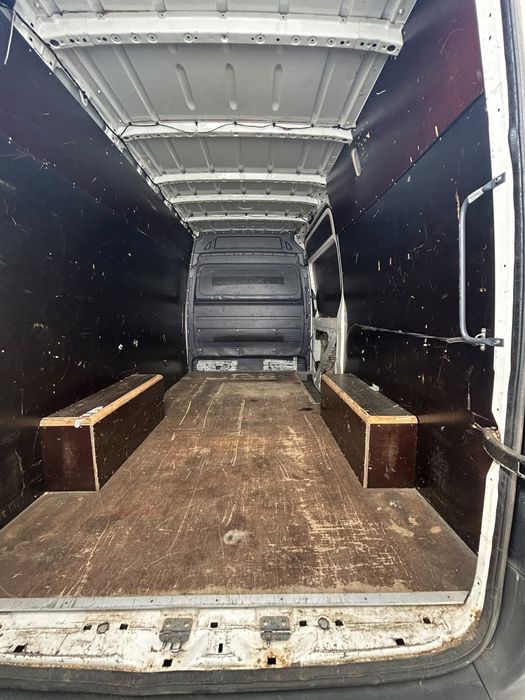 Transport Marfă • Mutări • Manipulare • Evacuare Moloz – 24/7  la pret mic