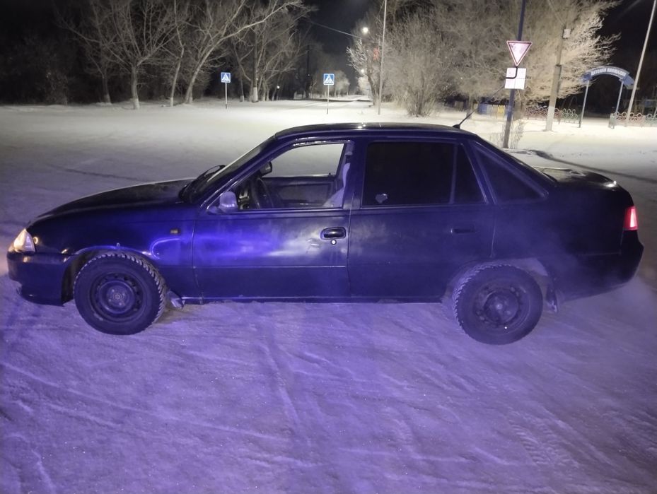 Продаю машину Daewoo nexia