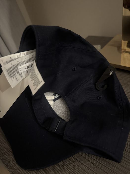 Бейсболка adidas новая