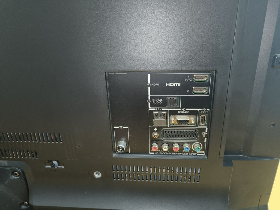 Телевизор Toshiba 40"