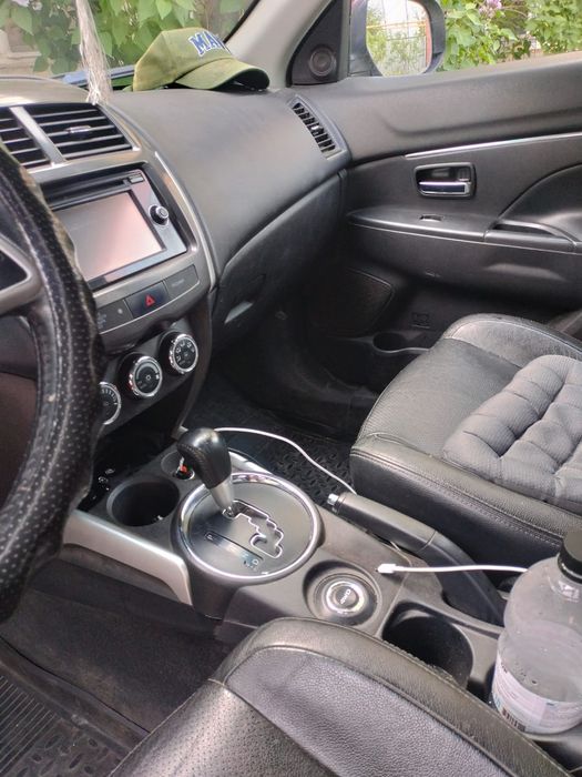 Mitsubishi asx 2013 года