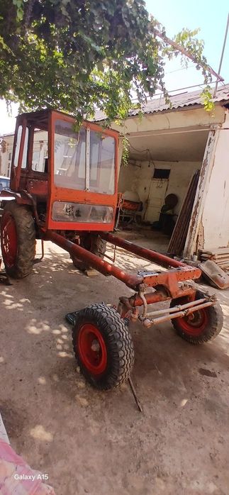 Mini traktor ,mator qilingan.