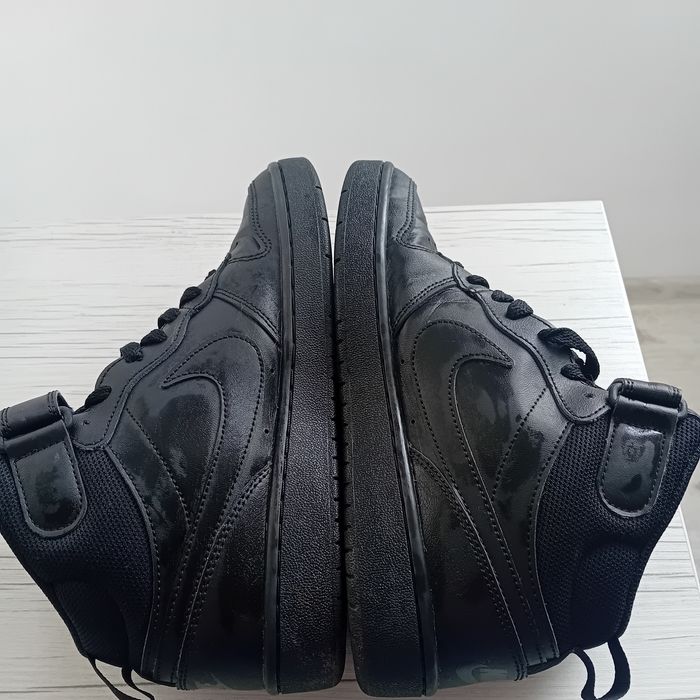 Маратонки тип боти на Nike